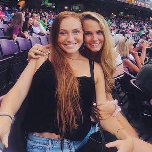 Meet your Posher, Jenna